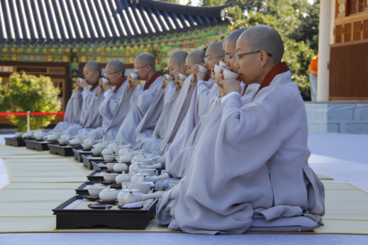 10월 1순위 사찰음식대향연 다도시연.png 이미지